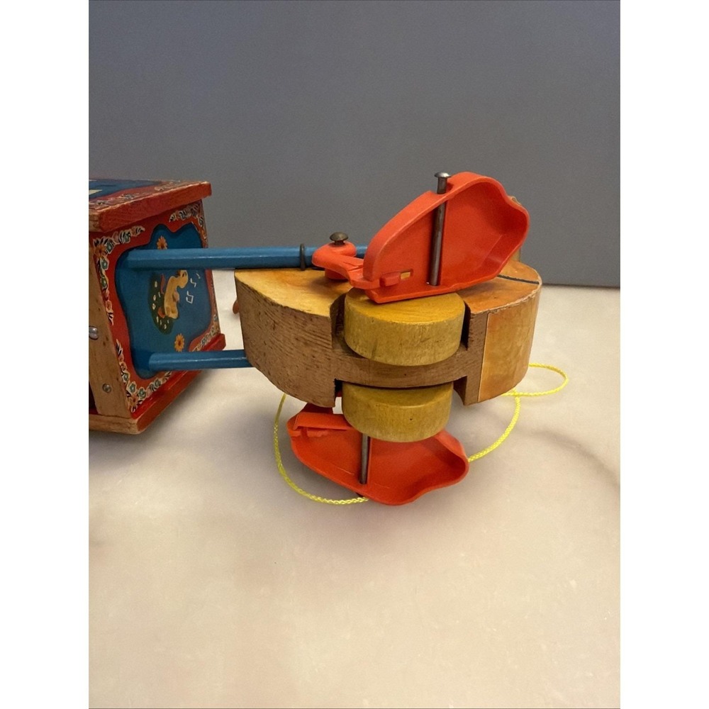 Vintage 1950s Fisher Price Wooden Musical Duck Pull Toy w/ Replaced Pull String - Picture 12 of 16